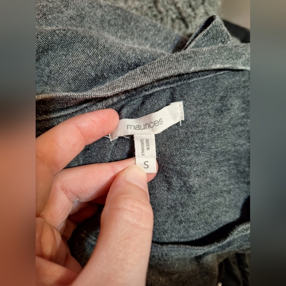 Maurices Gray Pumpkin Spice Tee Size Small! - Picture 3 of 4